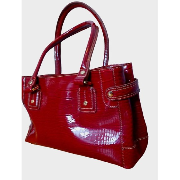 Liz Claiborne Red Reptile Shoulder Bag Button Closure - Picture 3 of 9